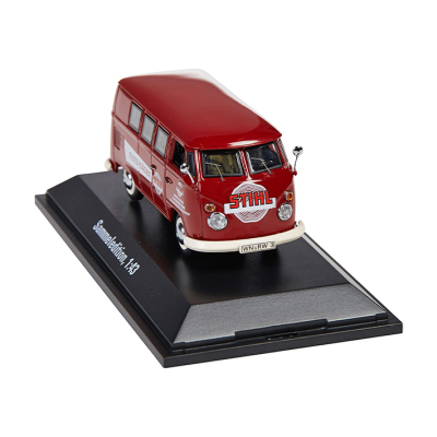 Модель коллекционная микроавтобуса 1955г. VW T1 1:43 от Schuco